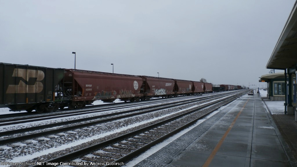 BNSF 418060 & 420868